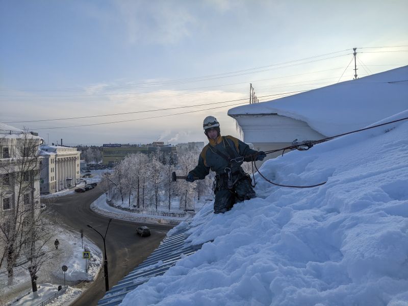 Winter Roofing Challenges